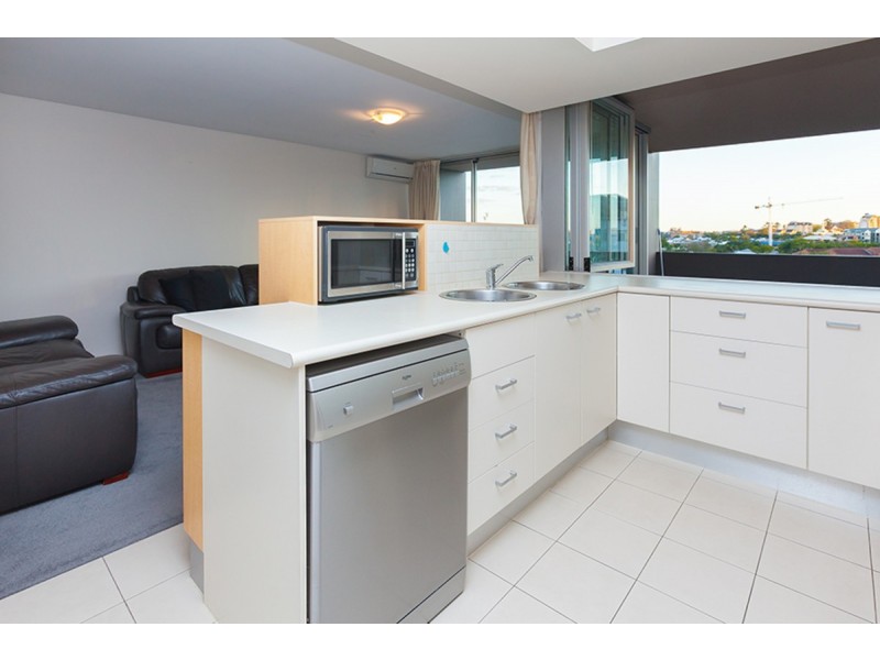 10/153 Lambert Street, Kangaroo Point QLD 4169