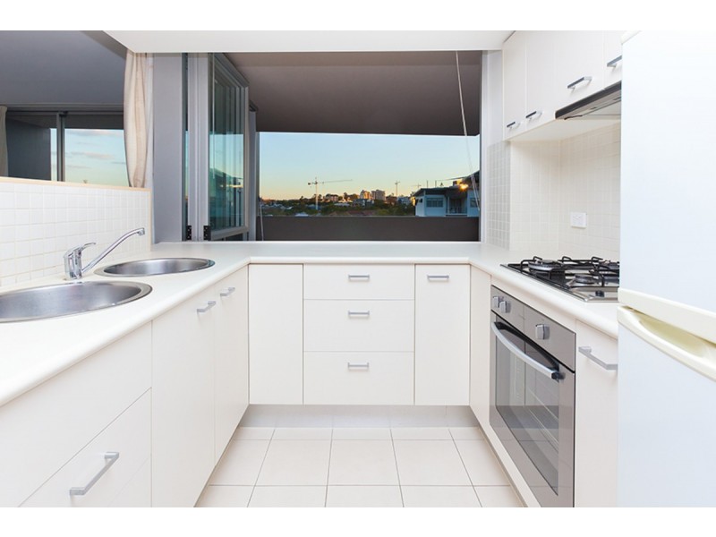 10/153 Lambert Street, Kangaroo Point QLD 4169