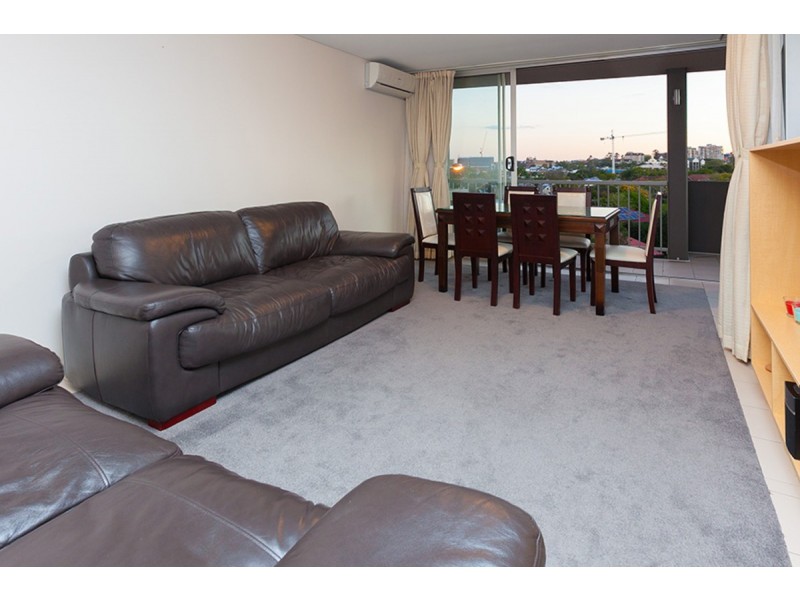 10/153 Lambert Street, Kangaroo Point QLD 4169