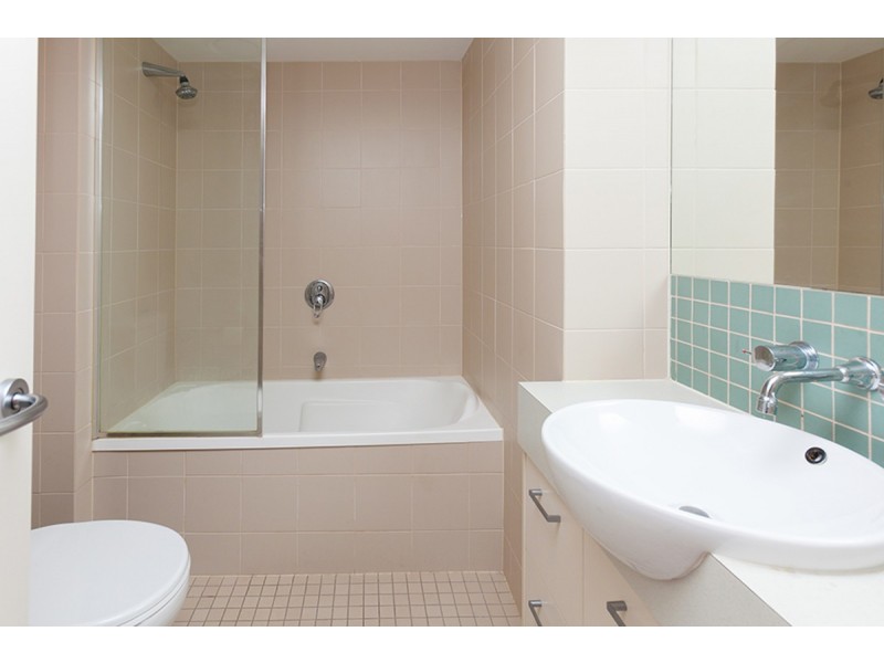 10/153 Lambert Street, Kangaroo Point QLD 4169