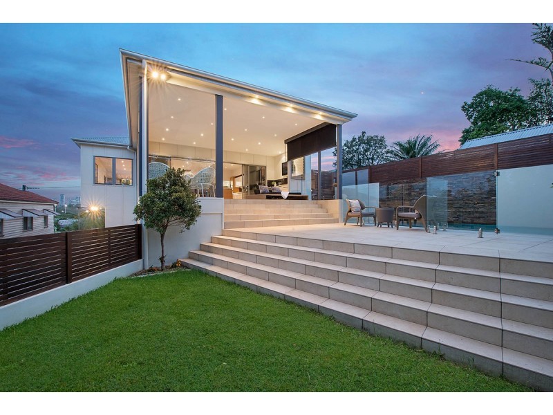 33 Greene Street, Newmarket QLD 4051