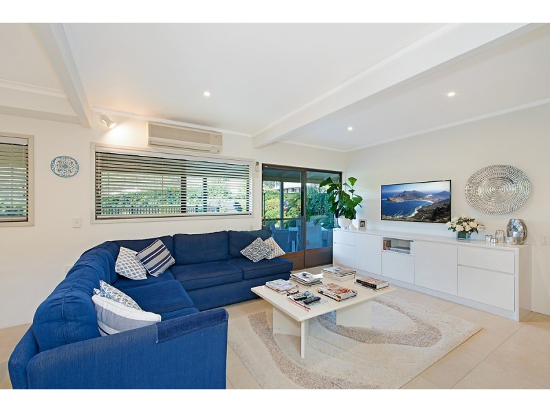 4 Pavo Street, Camp Hill QLD 4152