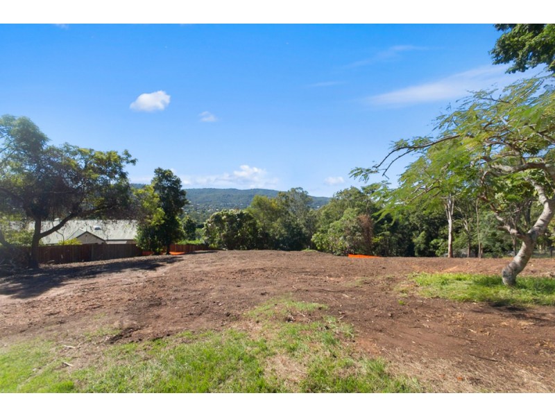 8A Jaspher Street, The Gap QLD 4061