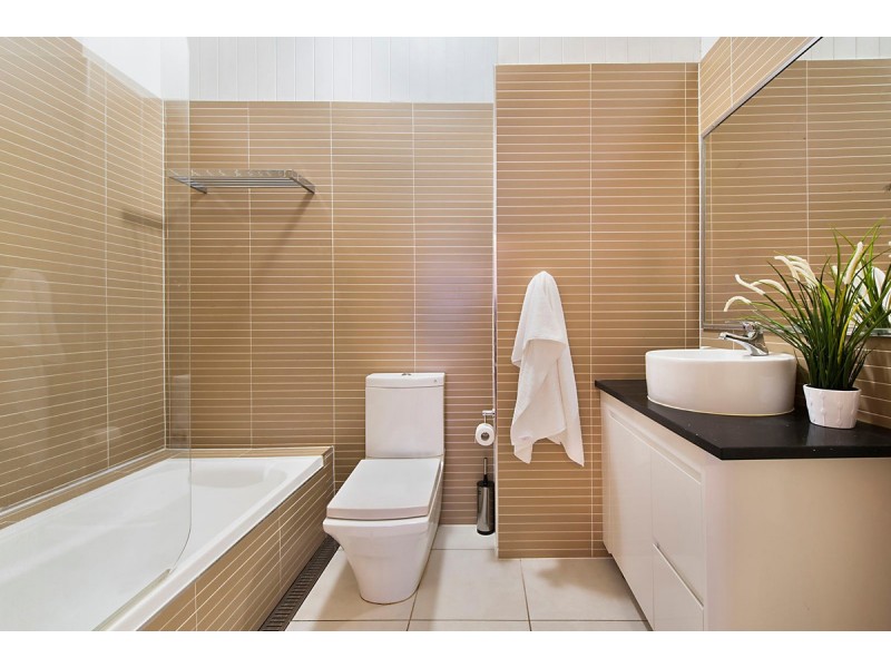 70 Sydney Street, New Farm QLD 4005