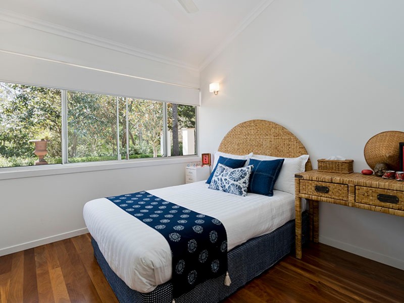 43 Mt Nebo Road, The Gap QLD 4061