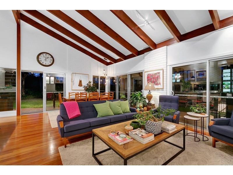 43 Mt Nebo Road, The Gap QLD 4061