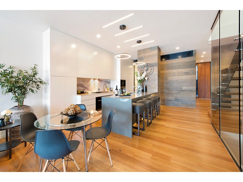 5/102 Parkside Circuit, Hamilton QLD 4007