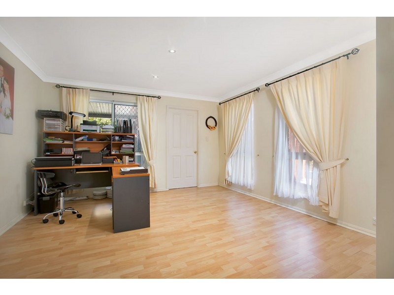 20 Bonros Place, The Gap QLD 4061