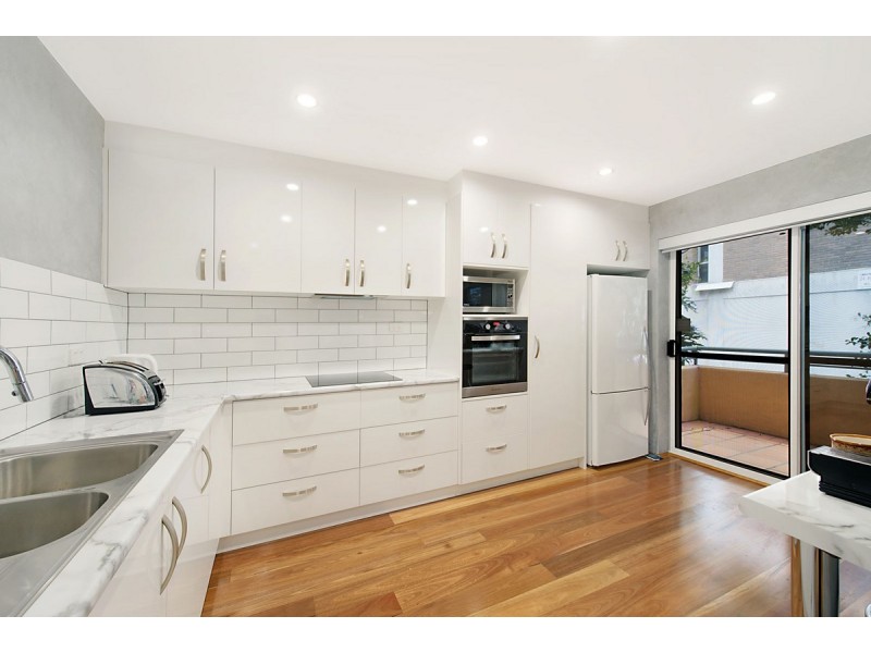 17 & 18/128 Bowen Street, Spring Hill QLD 4000