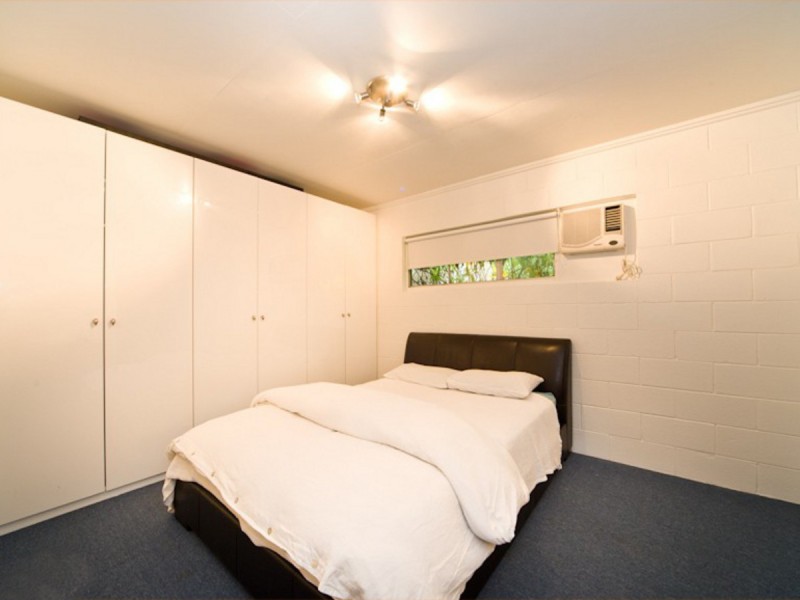 2/89 Maygar Street, Windsor QLD 4030