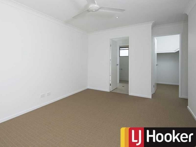 26 Sanctuary Place, Upper Kedron QLD 4055