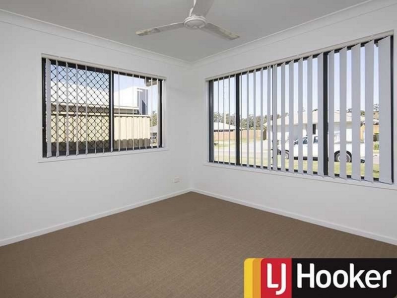 26 Sanctuary Place, Upper Kedron QLD 4055