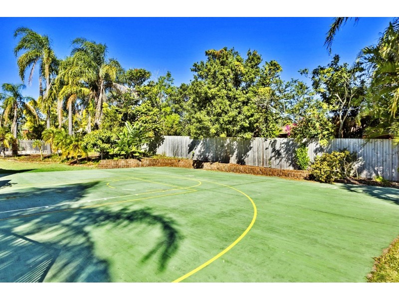 2 Kenny Court, Mount Ommaney QLD 4074