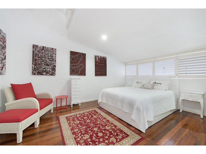 2/14 Military Close, Annerley QLD 4103