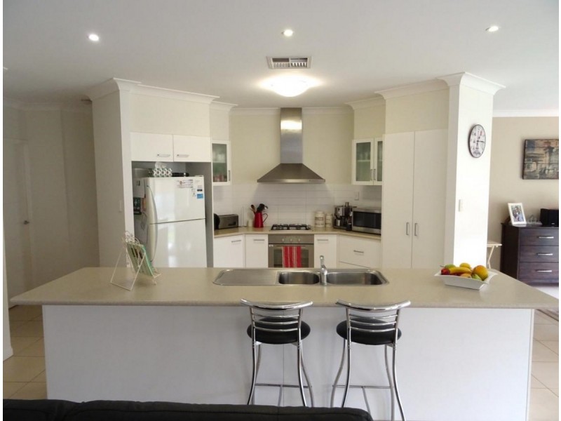 25 Georgia Place, The Gap QLD 4061