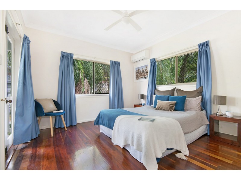 154 Jubilee Terrace, Bardon QLD 4065