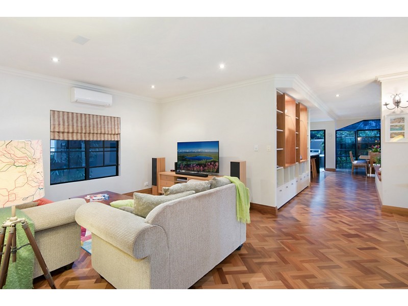 32 Enderley Avenue, Clayfield QLD 4011