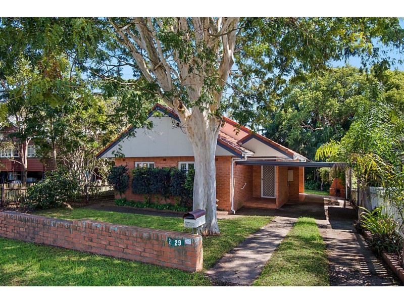29 Beatrice Street, Bardon QLD 4065