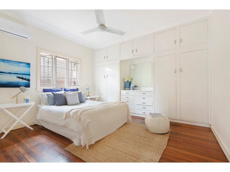 29 Beatrice Street, Bardon QLD 4065