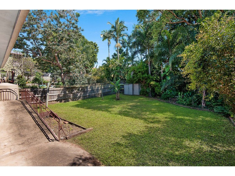 29 Beatrice Street, Bardon QLD 4065