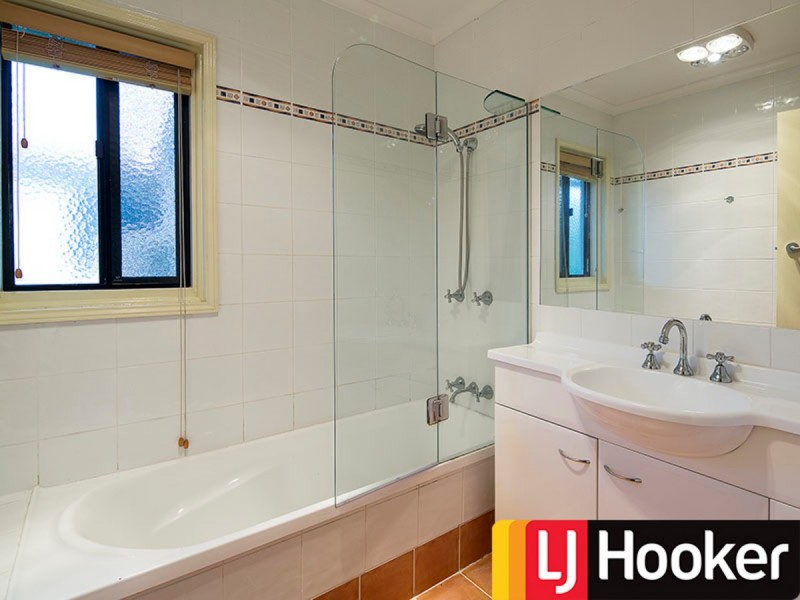 18 Coolibah Crescent, Ferny Hills QLD 4055