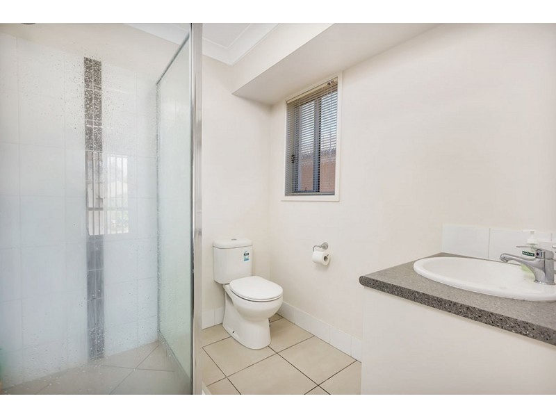 5 Hallvard Crescent, Augustine Heights QLD 4300