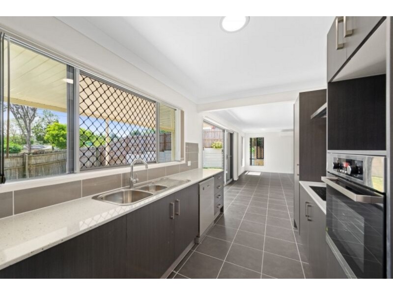 6 Toolara Street, The Gap QLD 4061