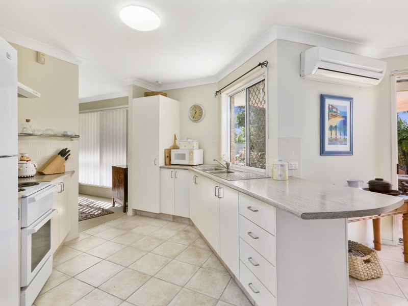 1 Presley Court, Windaroo QLD 4207