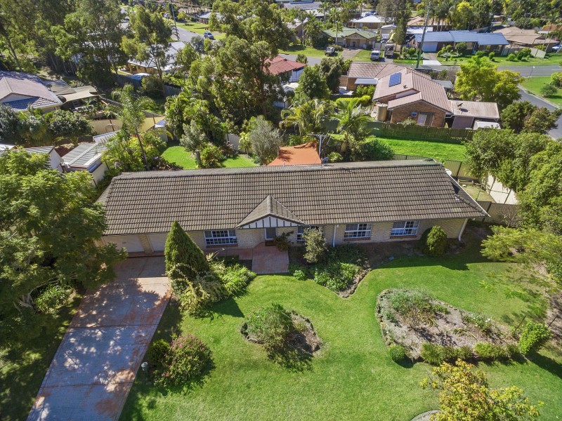 1 Presley Court, Windaroo QLD 4207
