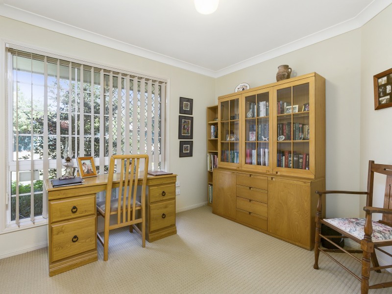1 Presley Court, Windaroo QLD 4207