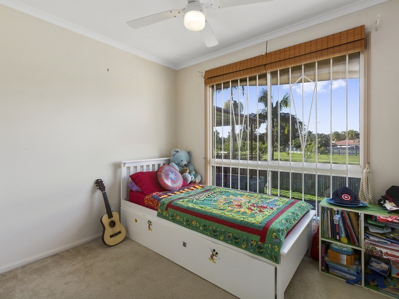 6 Warroo Place, Durack QLD 4077