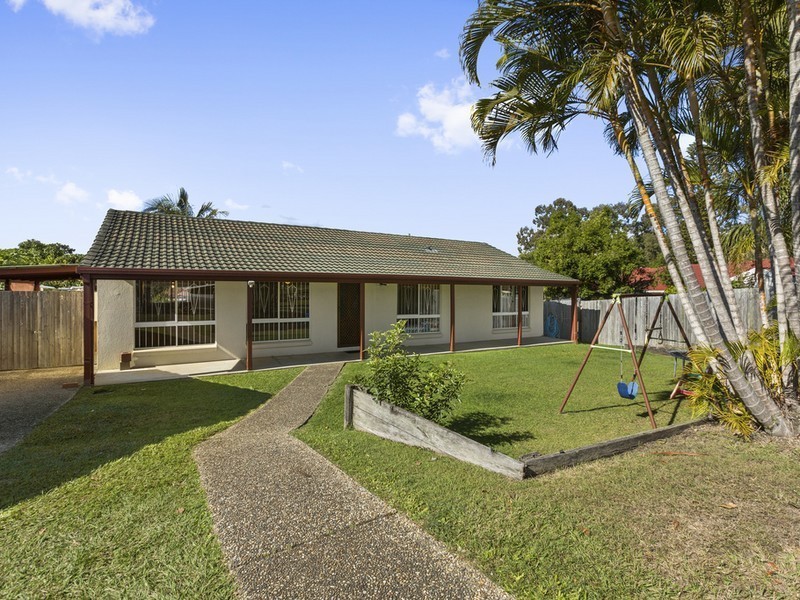 6 Warroo Place, Durack QLD 4077