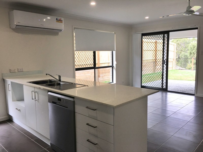 83 Daydream Crescent, Springfield Lakes QLD 4300