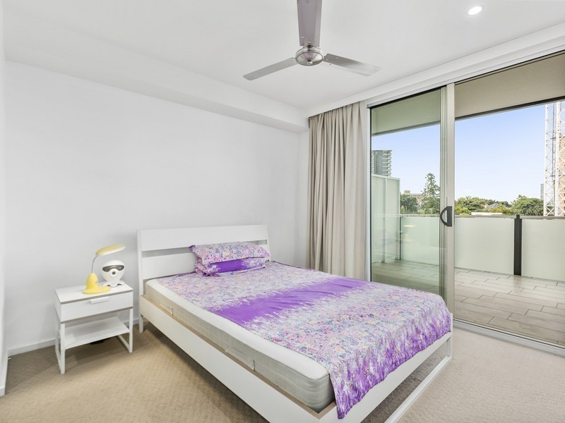 32/68 Benson Street, Toowong QLD 4066