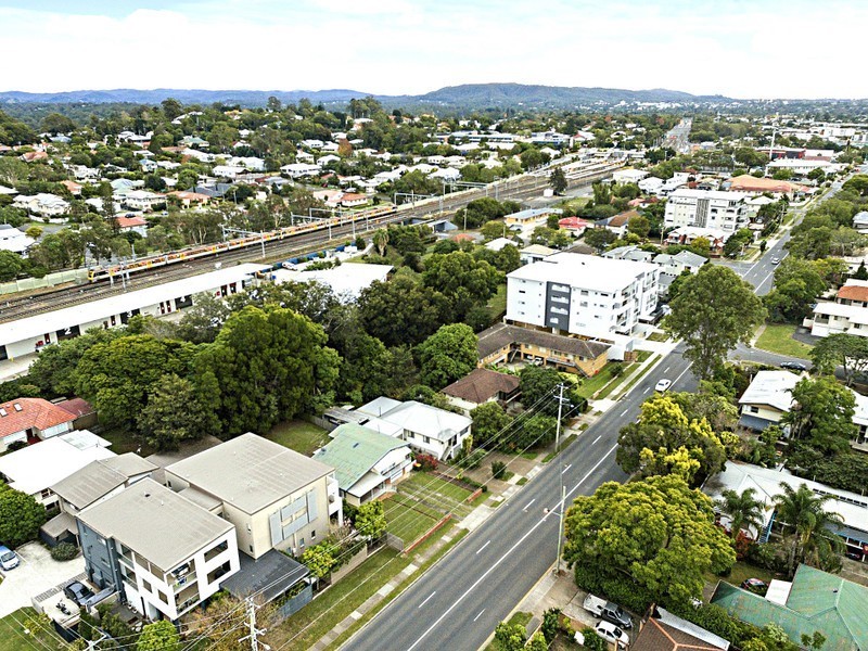 729 Oxley Road, Corinda QLD 4075