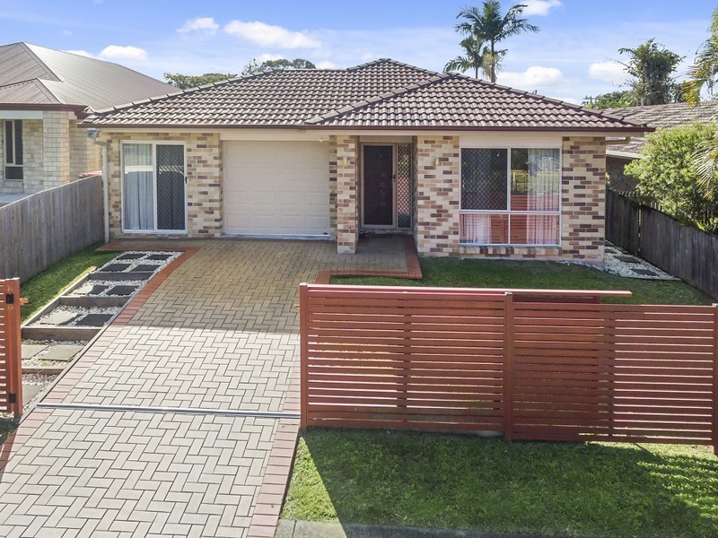 4B Prestwick Street, Oxley QLD 4075