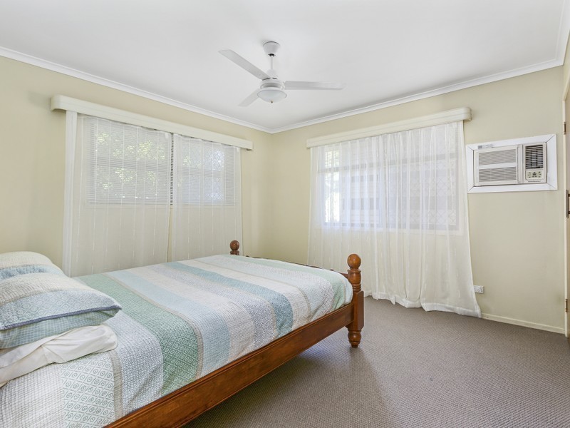 90 Tavistock Street, Oxley QLD 4075