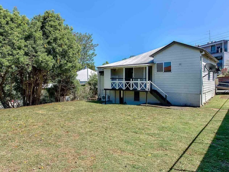 12 Guthrie Street, Paddington QLD 4064