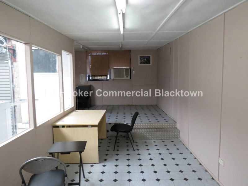 15 & 16/12 Garling Road, Kings Park NSW 2148