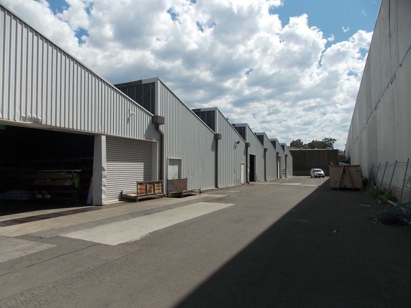 129 Station Rd, Seven Hills NSW 2147