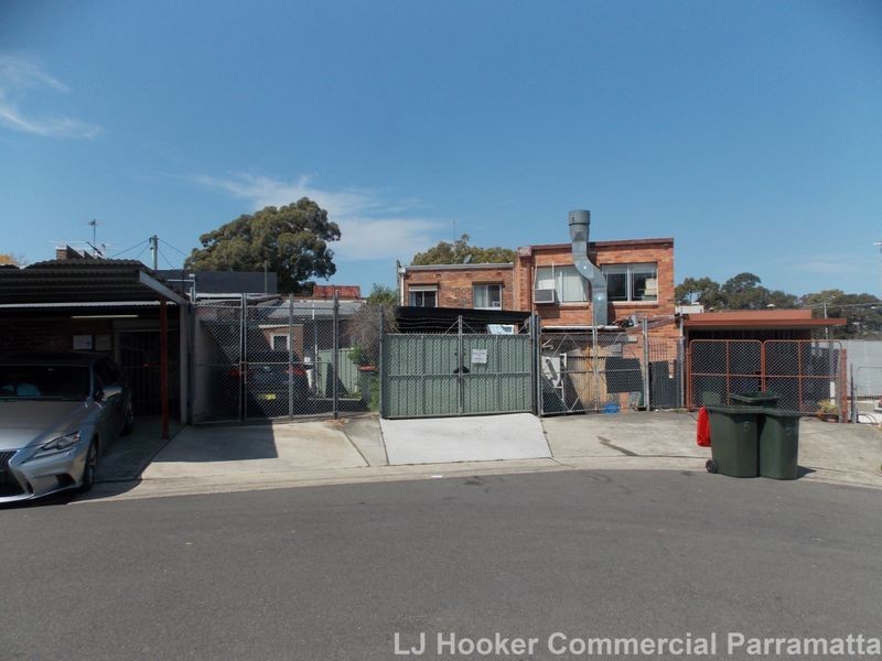 8 Artillery Crescent, Seven Hills NSW 2147