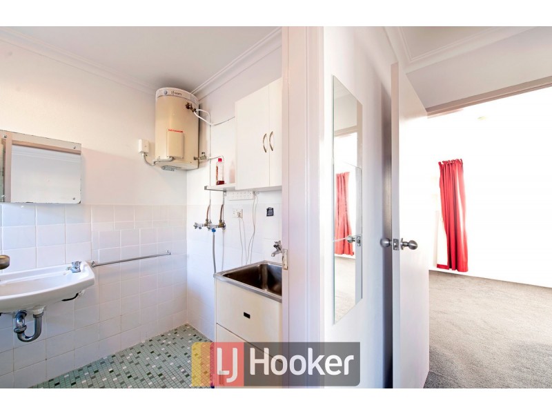 24/22 Mowatt Street, Queanbeyan East NSW 2620