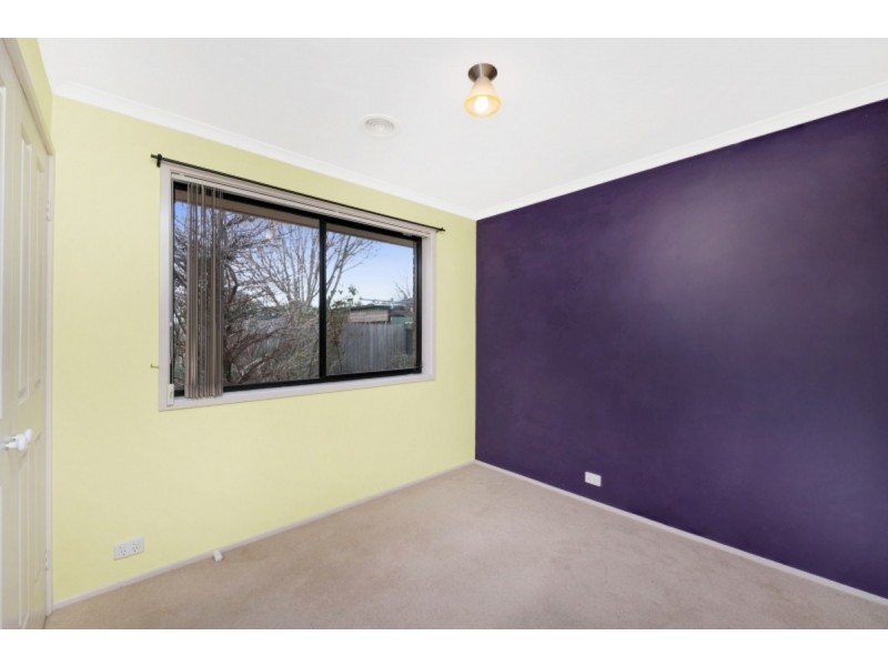 6 Fairlight Street, Dunlop ACT 2615