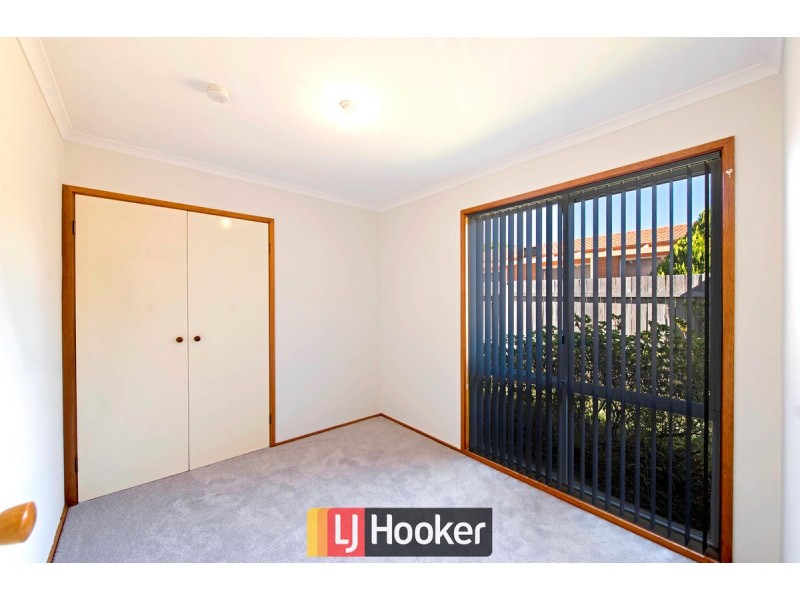 1/37 Derrington Crescent, Bonython ACT 2905