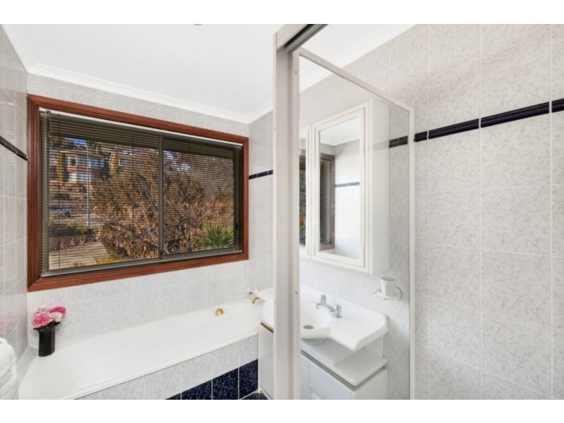14 Tatchell Street, Calwell ACT 2905