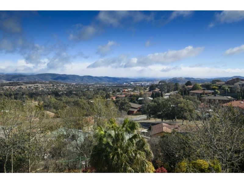 14 Tatchell Street, Calwell ACT 2905