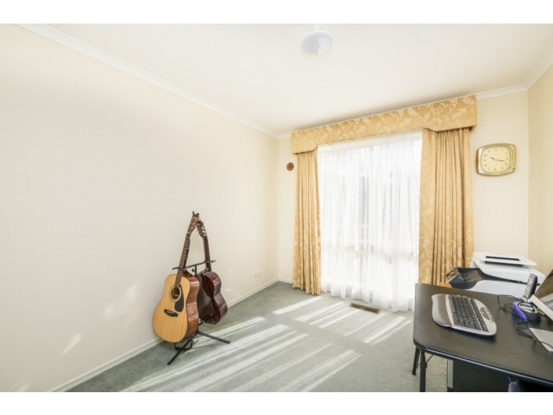 36 Fingleton Crescent, Gordon ACT 2906