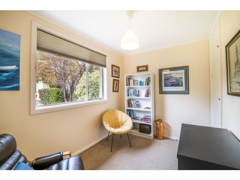 54 Bamford Street, Hughes ACT 2605