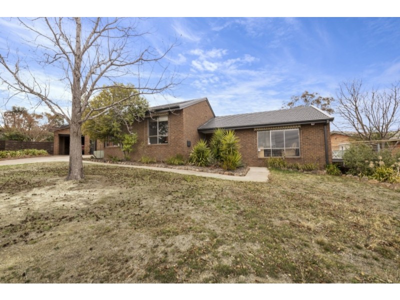 19 Leist Street, Weston ACT 2611