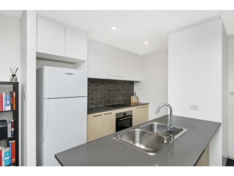 320/7 Irving Street, Phillip ACT 2606